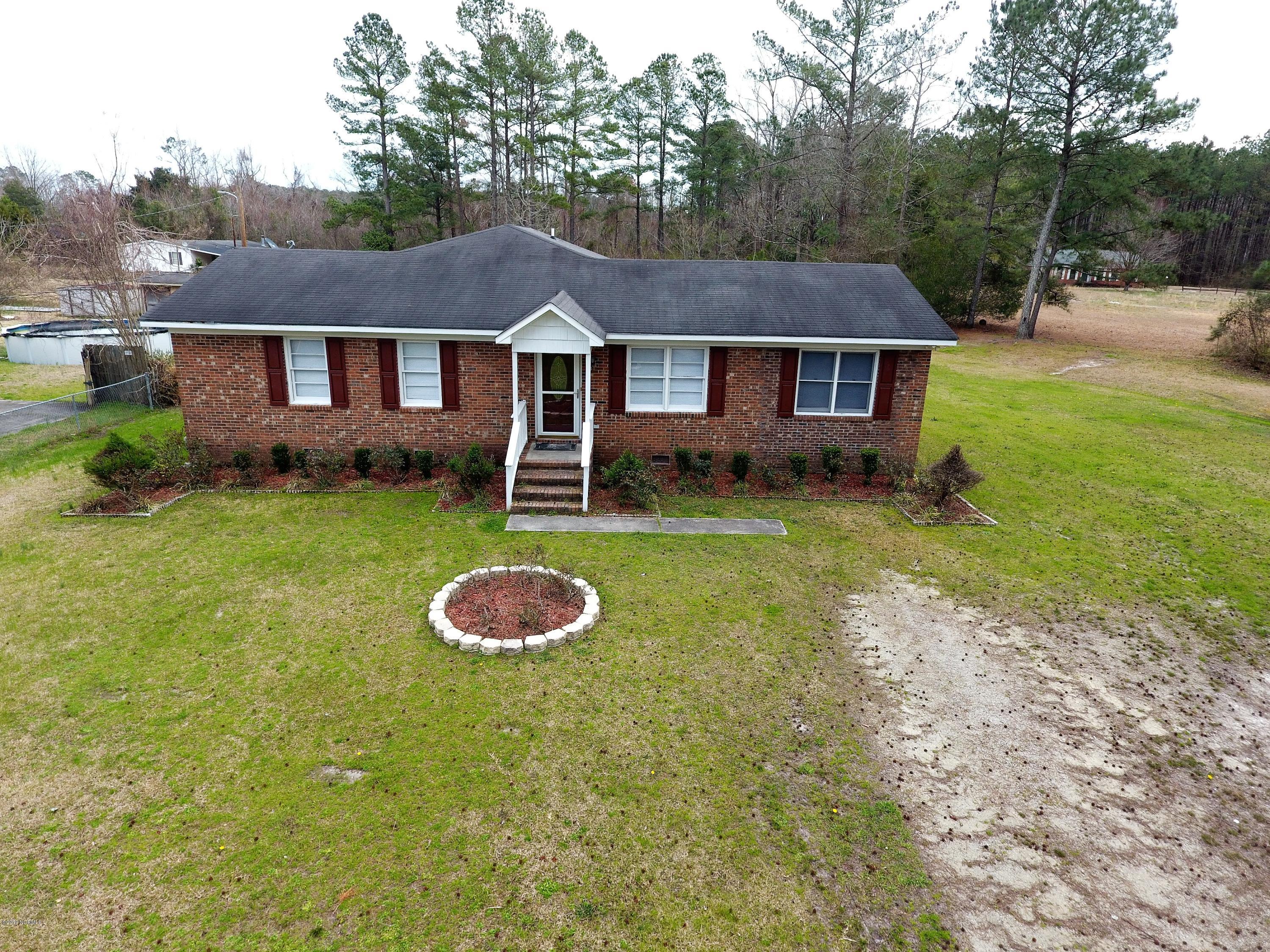 853 Perrytown Road New Bern, NC 28562 - Photo 2 of 27 DJI_0011