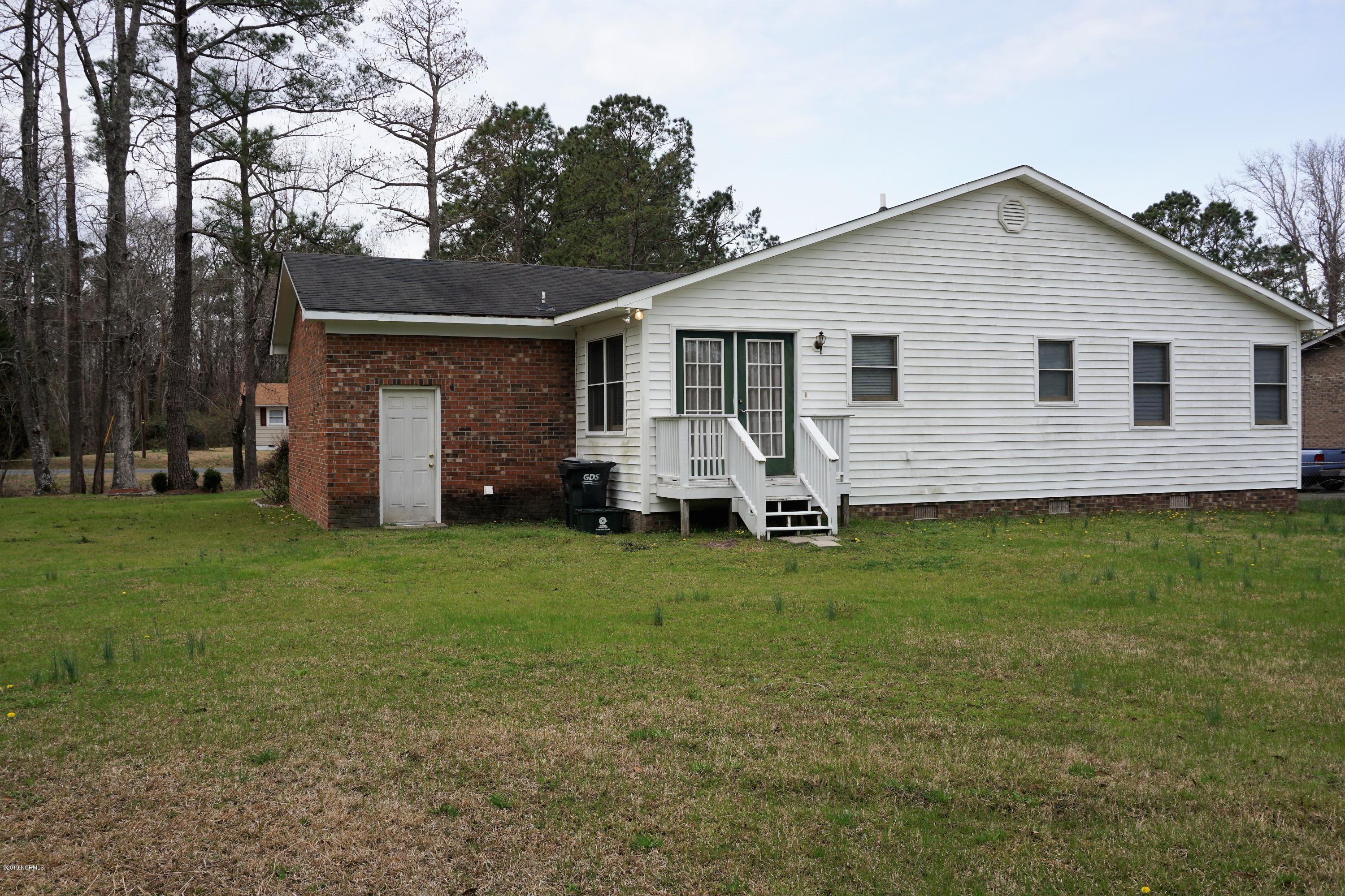 853 Perrytown Road New Bern, NC 28562 - Photo 27 of 27 Back view