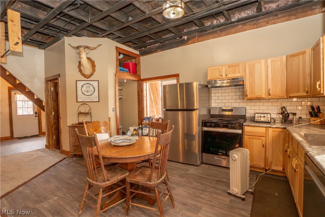 8178 Navarre Road Southwest Massillon, OH 44646 - Photo 7 of 40