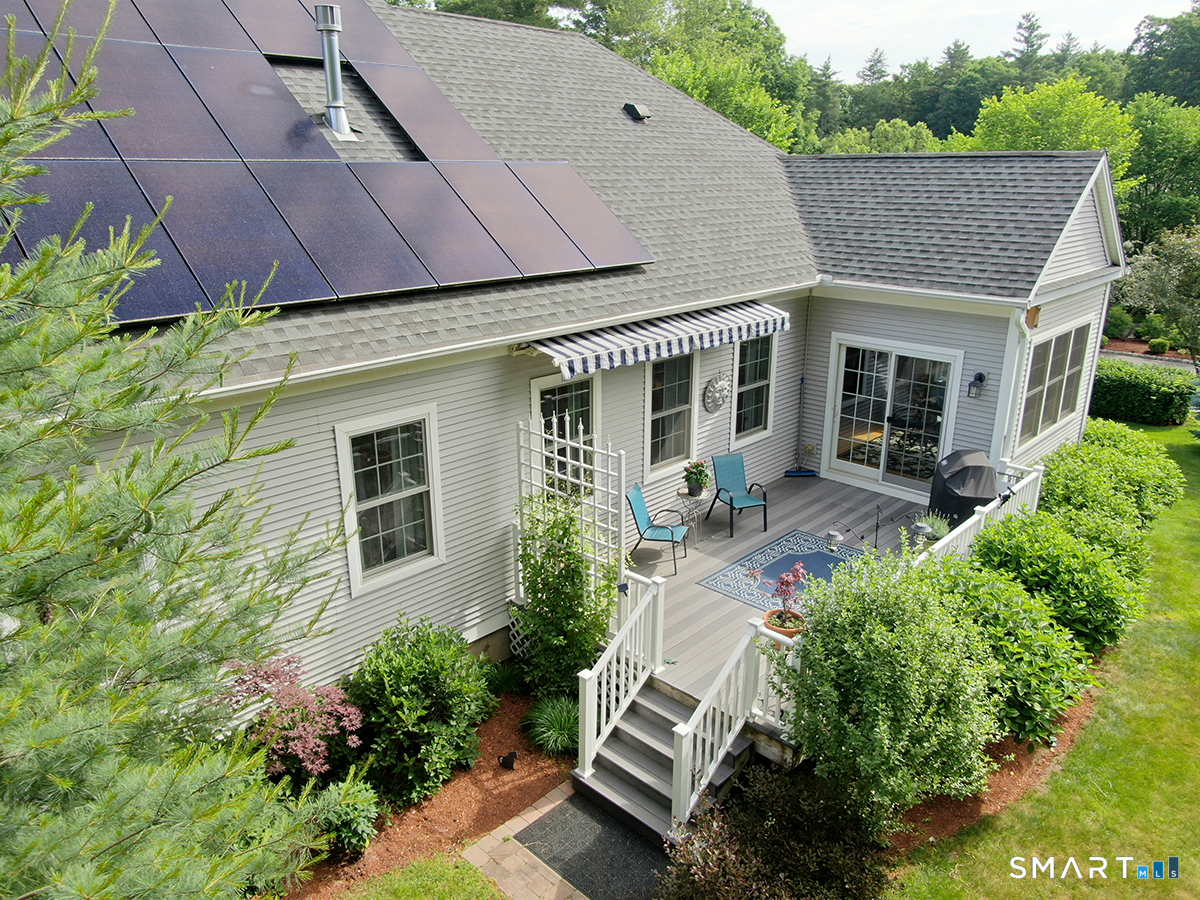 15 Bantry Road, Unit 15 Simsbury, CT 06070 - Photo 27 of 33