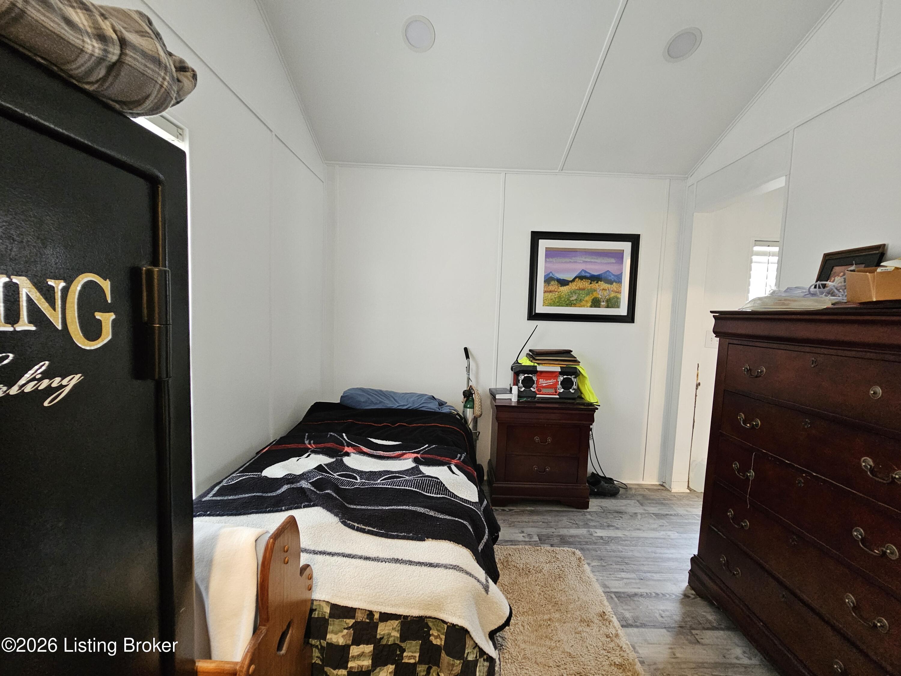 122 Apache Trace Falls Of Rough, KY 40119 - Photo 72 of 80 Bedroom