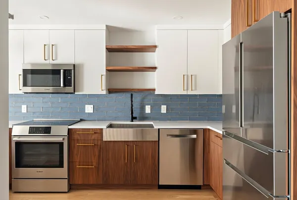 $4,900 | 199 Coolidge Avenue, Unit 113, Watertown, MA 02472