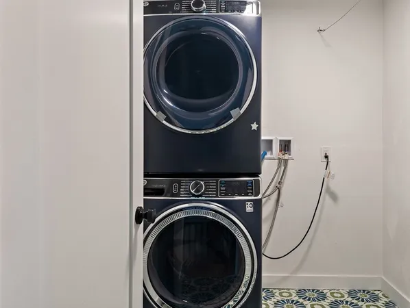 $4,900 | 199 Coolidge Avenue, Unit 113, Watertown, MA 02472