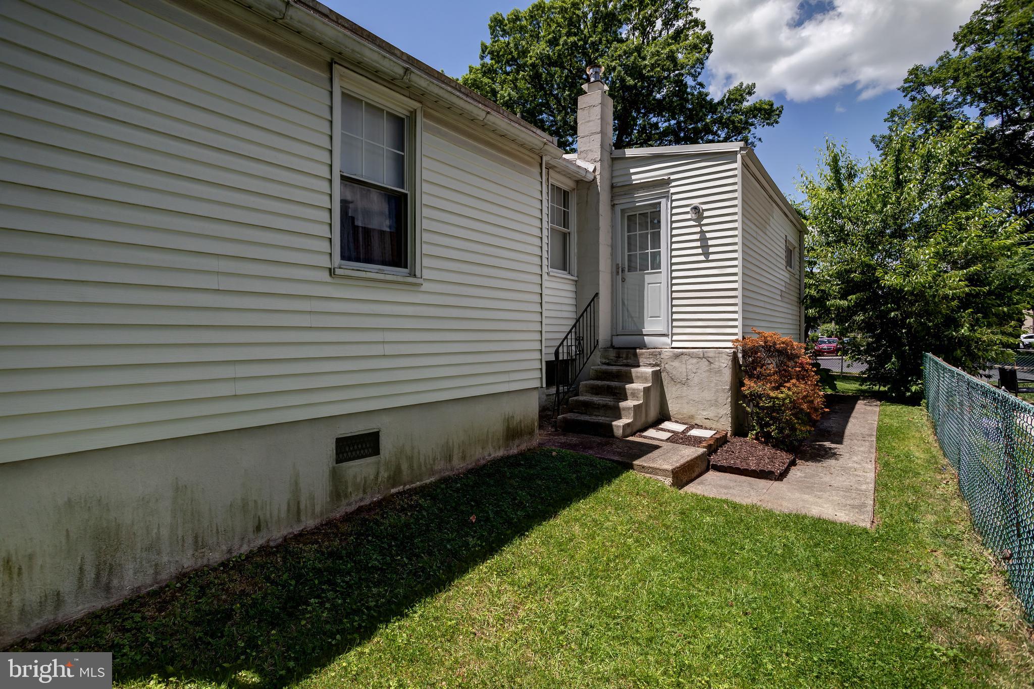 722 Rively Avenue Darby, PA 19023 - Photo 32 of 34 Gallery Image 32