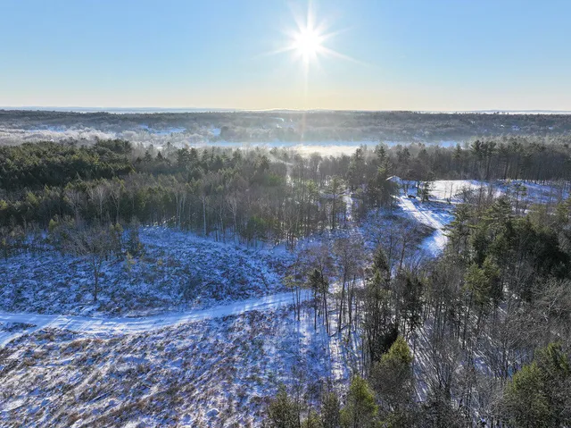 $325,000 | 30 Porter Drive, Oakland, ME 04963