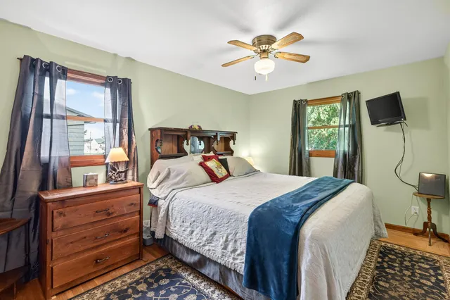 $290,000 | 1227 5th Street, St. Paul Park, MN 55071