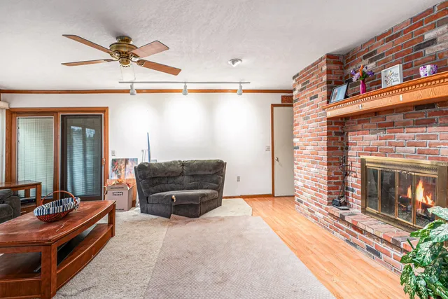 $320,000 | 2749 8 Mile Road, Auburn, MI 48611