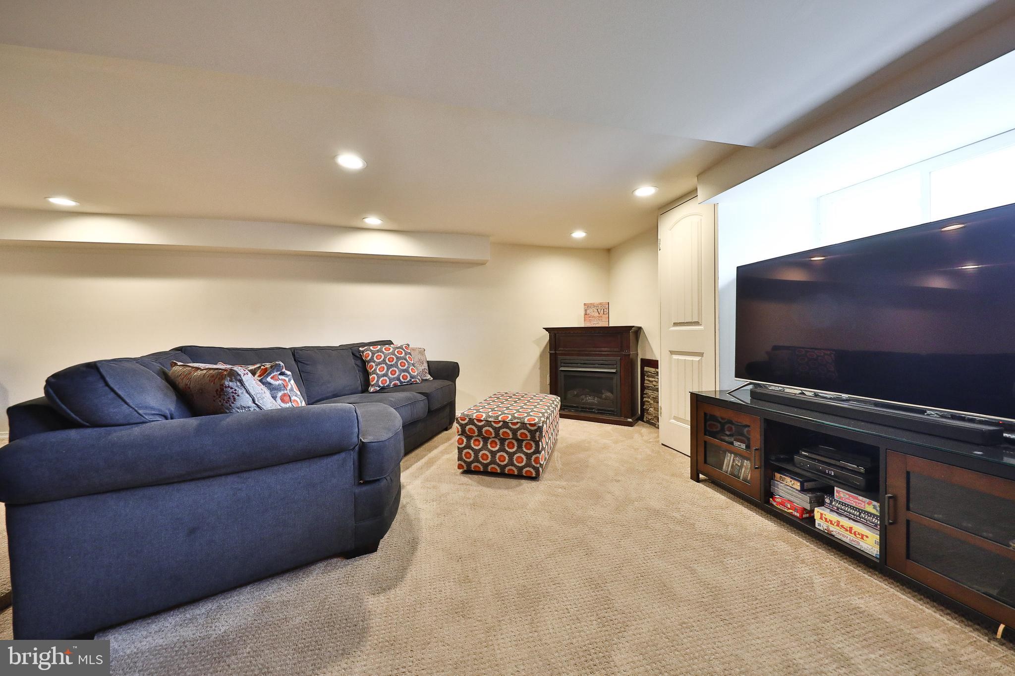 507 Vernon Road Philadelphia, PA 19119 - Photo 14 of 26 Gallery Image 14