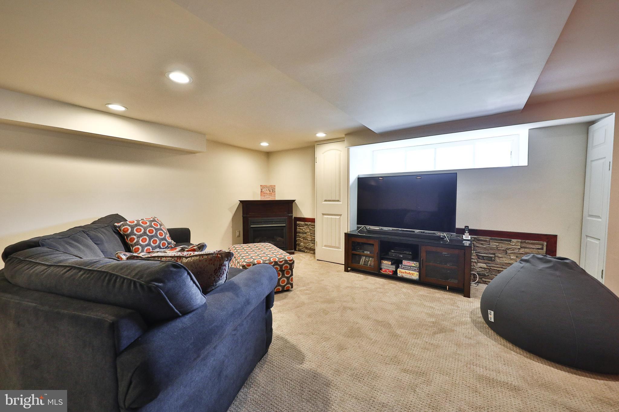 507 Vernon Road Philadelphia, PA 19119 - Photo 16 of 26 Gallery Image 16