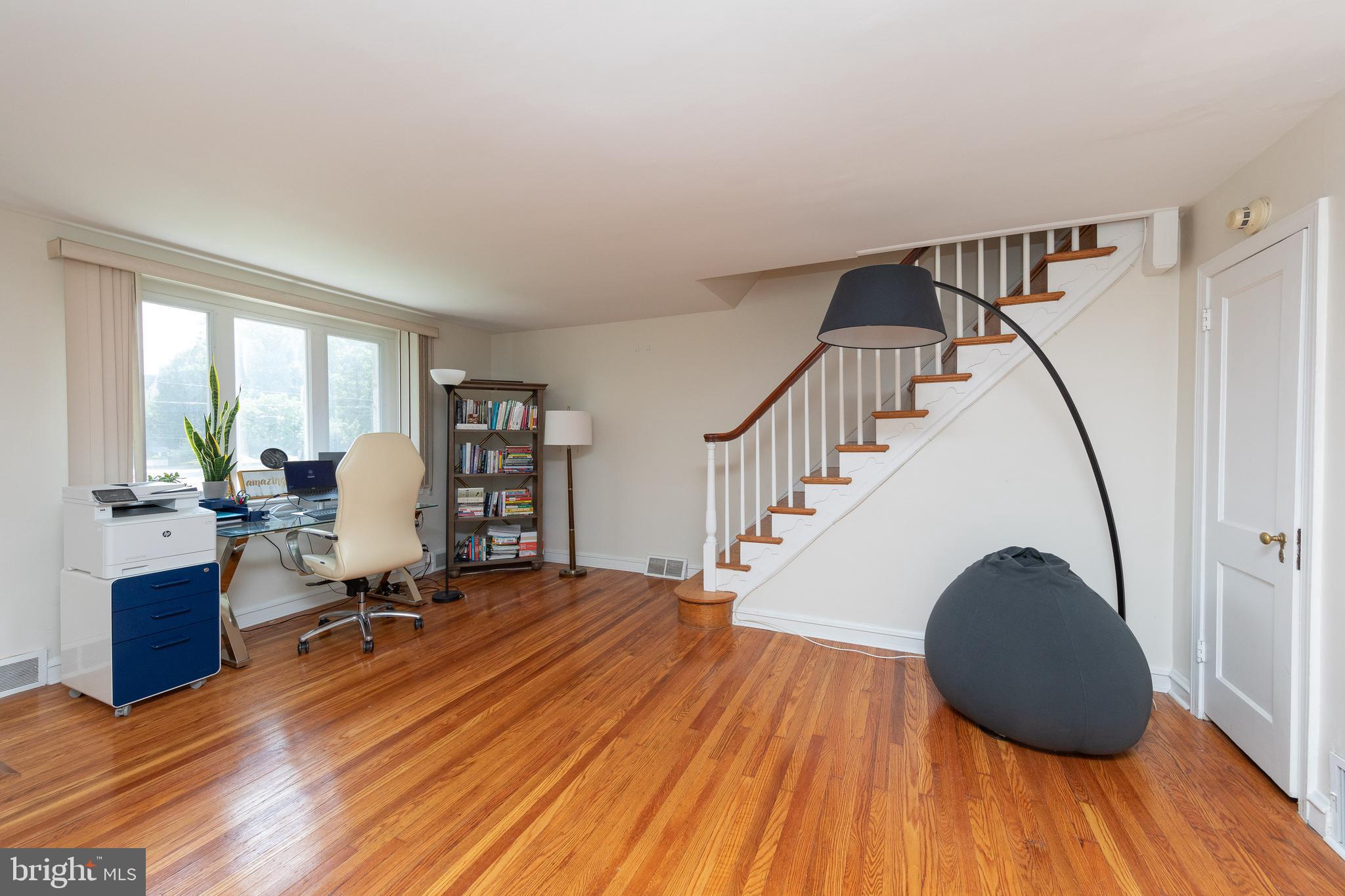 507 Vernon Road Philadelphia, PA 19119 - Photo 5 of 26 Gallery Image 5