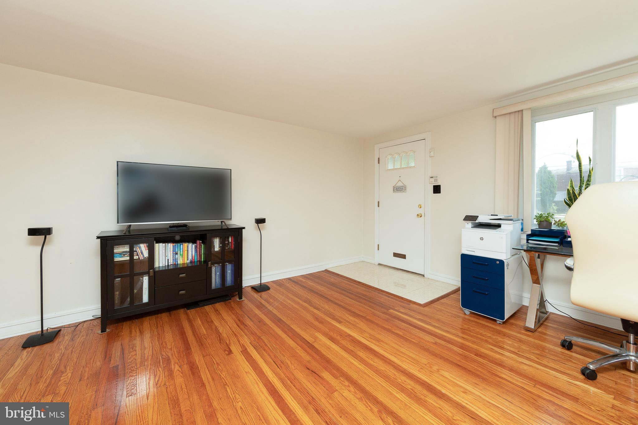 507 Vernon Road Philadelphia, PA 19119 - Photo 6 of 26 Gallery Image 6