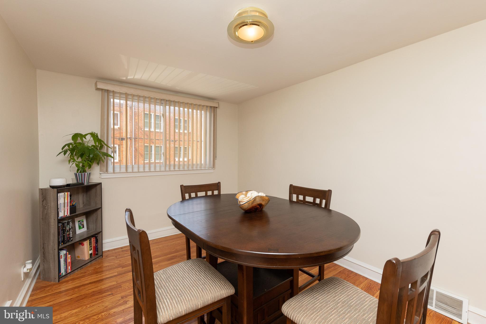 507 Vernon Road Philadelphia, PA 19119 - Photo 9 of 26 Gallery Image 9