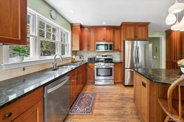 $880,000 | 29 McKinley Place, Ardsley, NY 10502