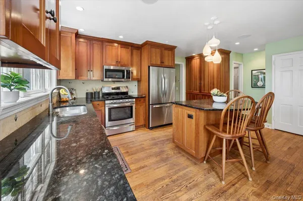$880,000 | 29 McKinley Place, Ardsley, NY 10502