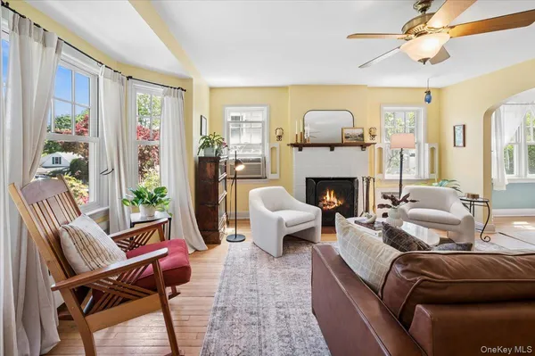 $880,000 | 29 McKinley Place, Ardsley, NY 10502