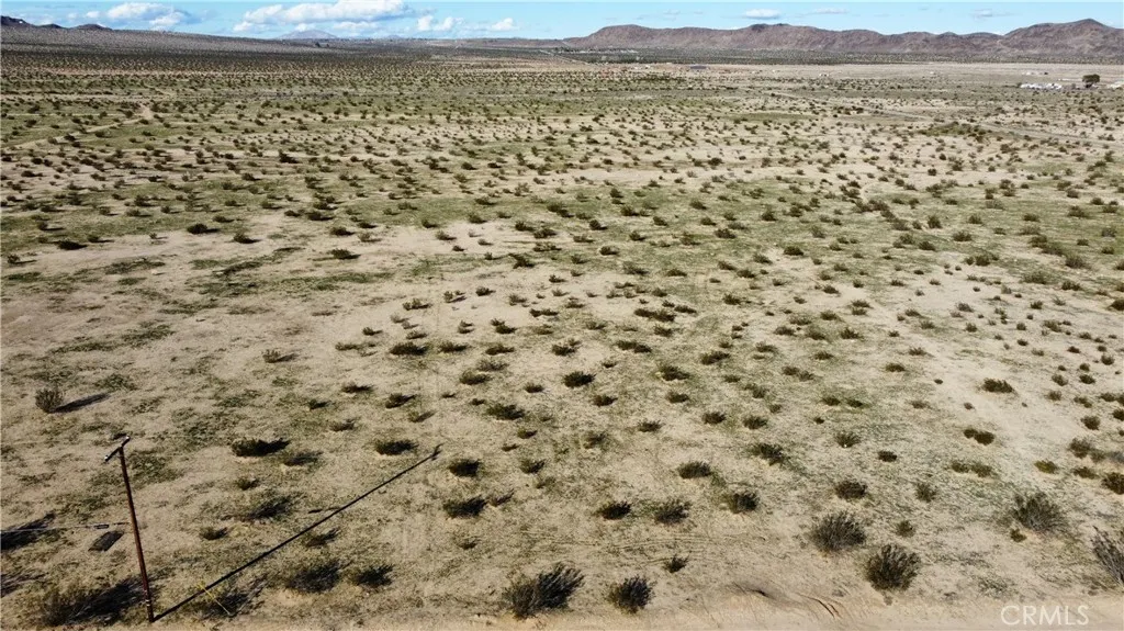 3 Sunflower Yucca Valley, CA 92252 - Photo 8 of 16