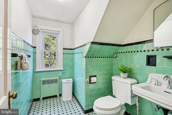 $598,000 | 644 Parkway Avenue, Ewing, NJ 08618
