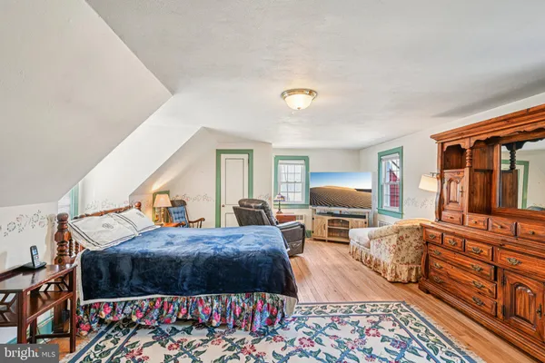 $598,000 | 644 Parkway Avenue, Ewing, NJ 08618