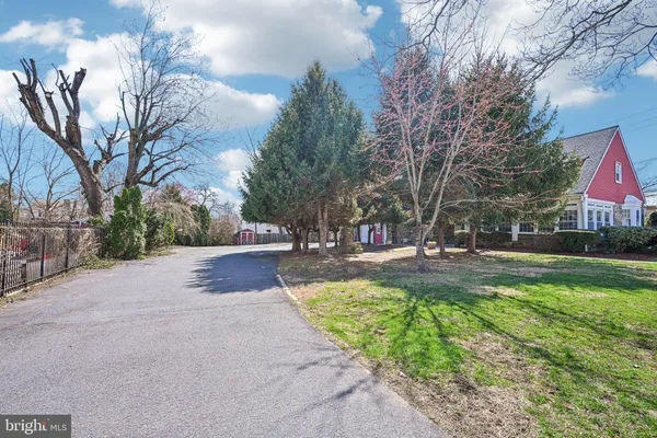 $598,000 | 644 Parkway Avenue, Ewing, NJ 08618