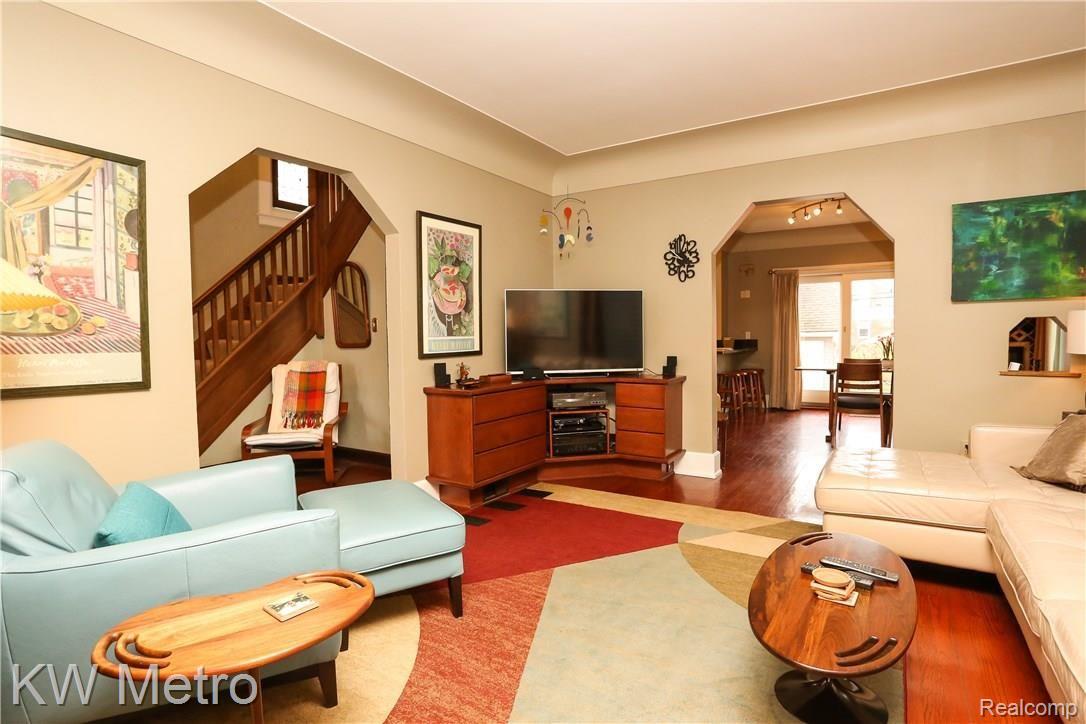 947 Princeton Road Berkley, MI 48072 - Photo 4 of 51 Princeton-4.jpg