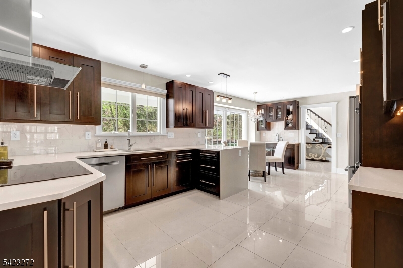 777 Valley Road Watchung, NJ 07069 - Photo 13 of 49