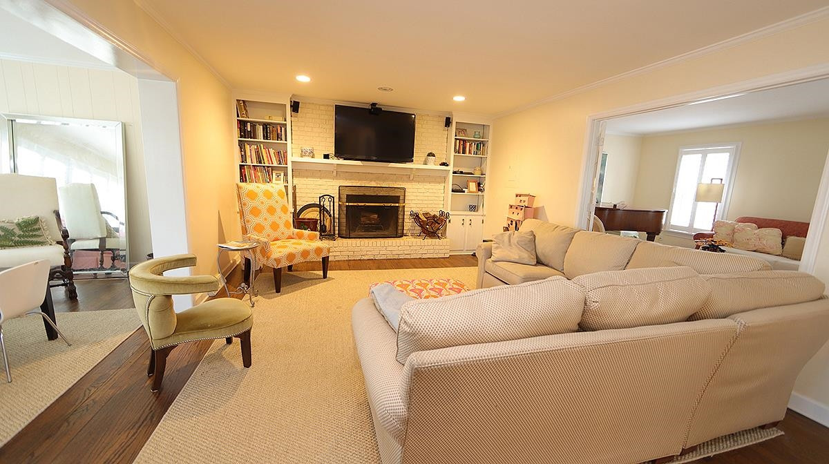 717 Compton Road Raleigh, NC 27609 - Photo 7 of 38 Photo 7