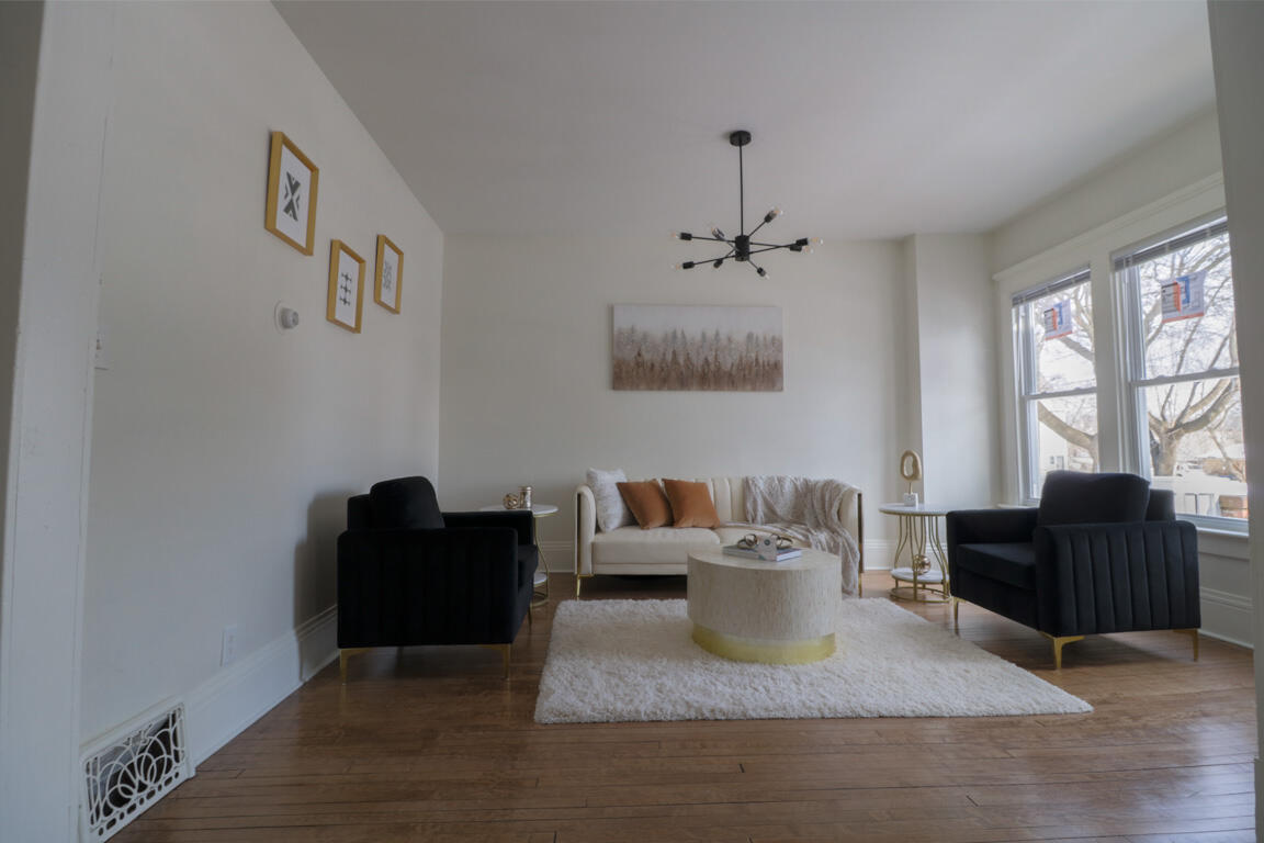 2335 North 44th Street Milwaukee, WI 53210 - Photo 3 of 26 Living Room