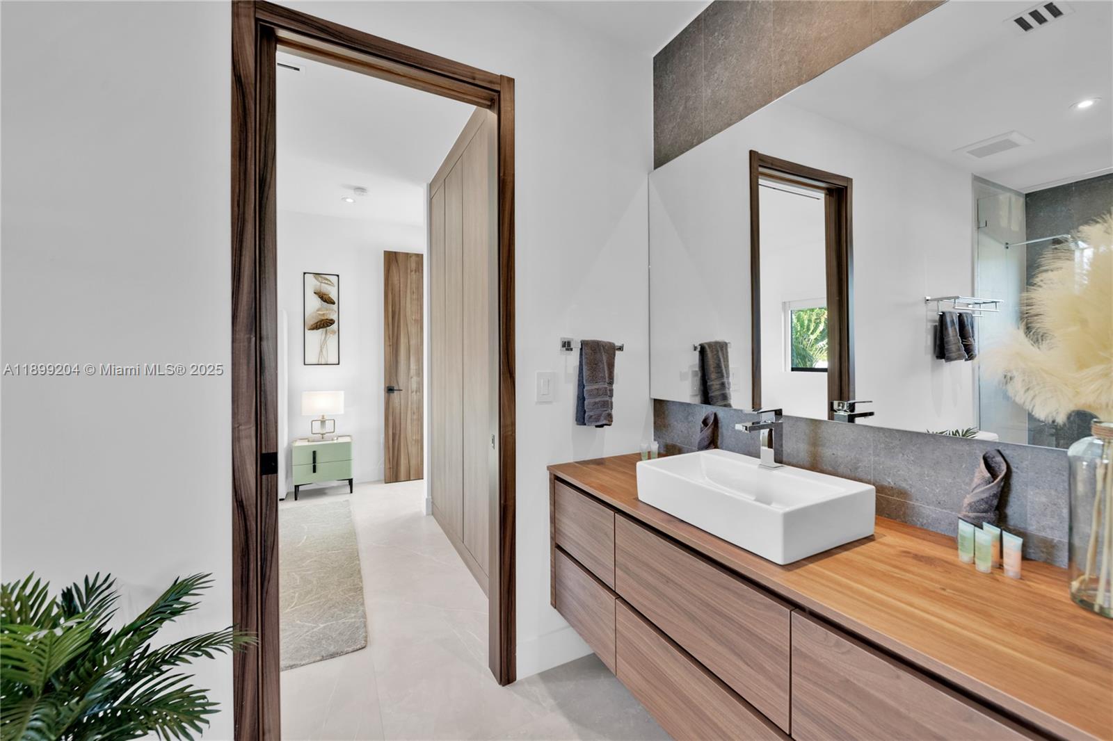 2110 Northeast 197th Terrace Miami, FL 33179 - Photo 61 of 77