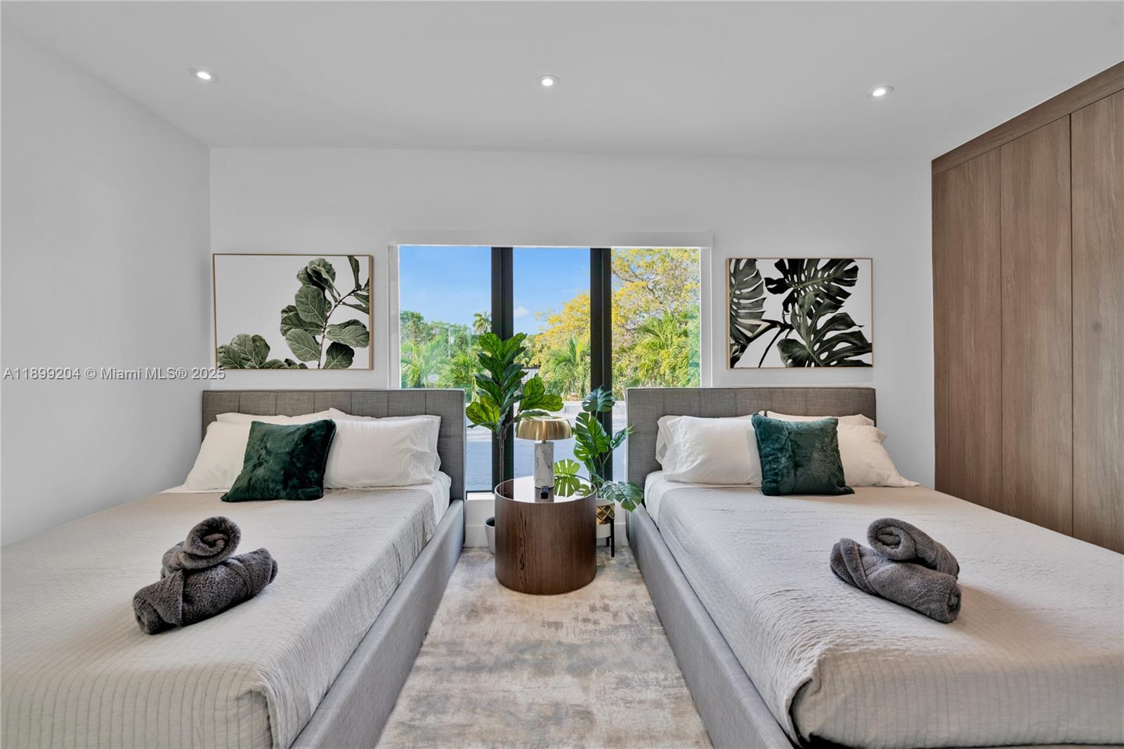 2110 Northeast 197th Terrace Miami, FL 33179 - Photo 63 of 77