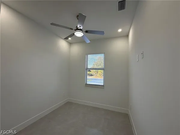 $1,800 | 207 West 15th Street, Lehigh Acres, FL 33972