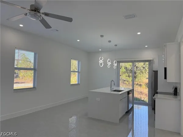 $1,800 | 207 West 15th Street, Lehigh Acres, FL 33972