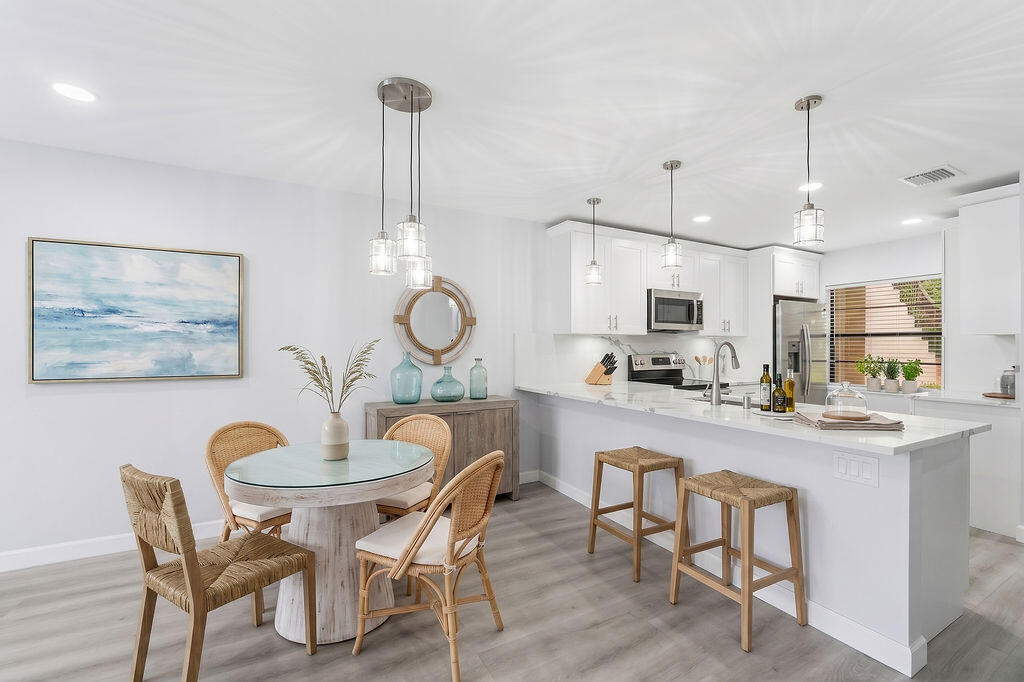 21839 Arriba, Unit 10G Boca Raton, FL 33433 - Photo 6 of 34 21839ArribaReal10Glr1