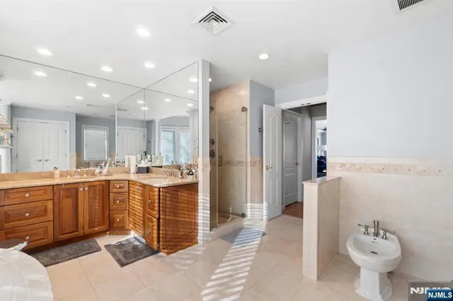 $2,198,000 | 65 Prospect Avenue, Haworth, NJ 07641