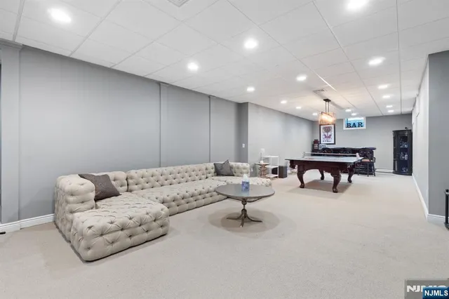 $2,198,000 | 65 Prospect Avenue, Haworth, NJ 07641