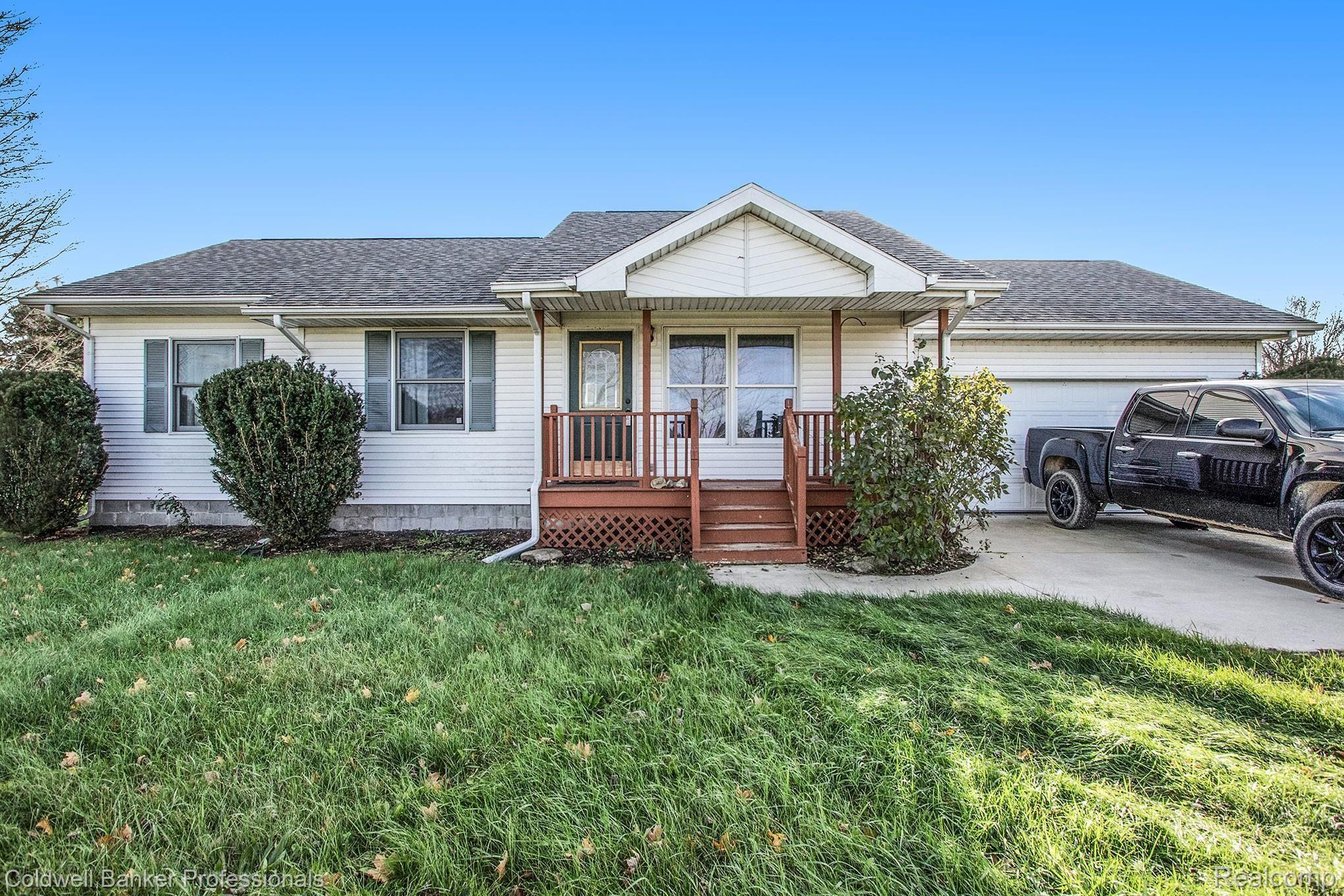 4524 Willis Road North Branch, MI 48461 - Photo 1 of 27 0N2A4526.jpg