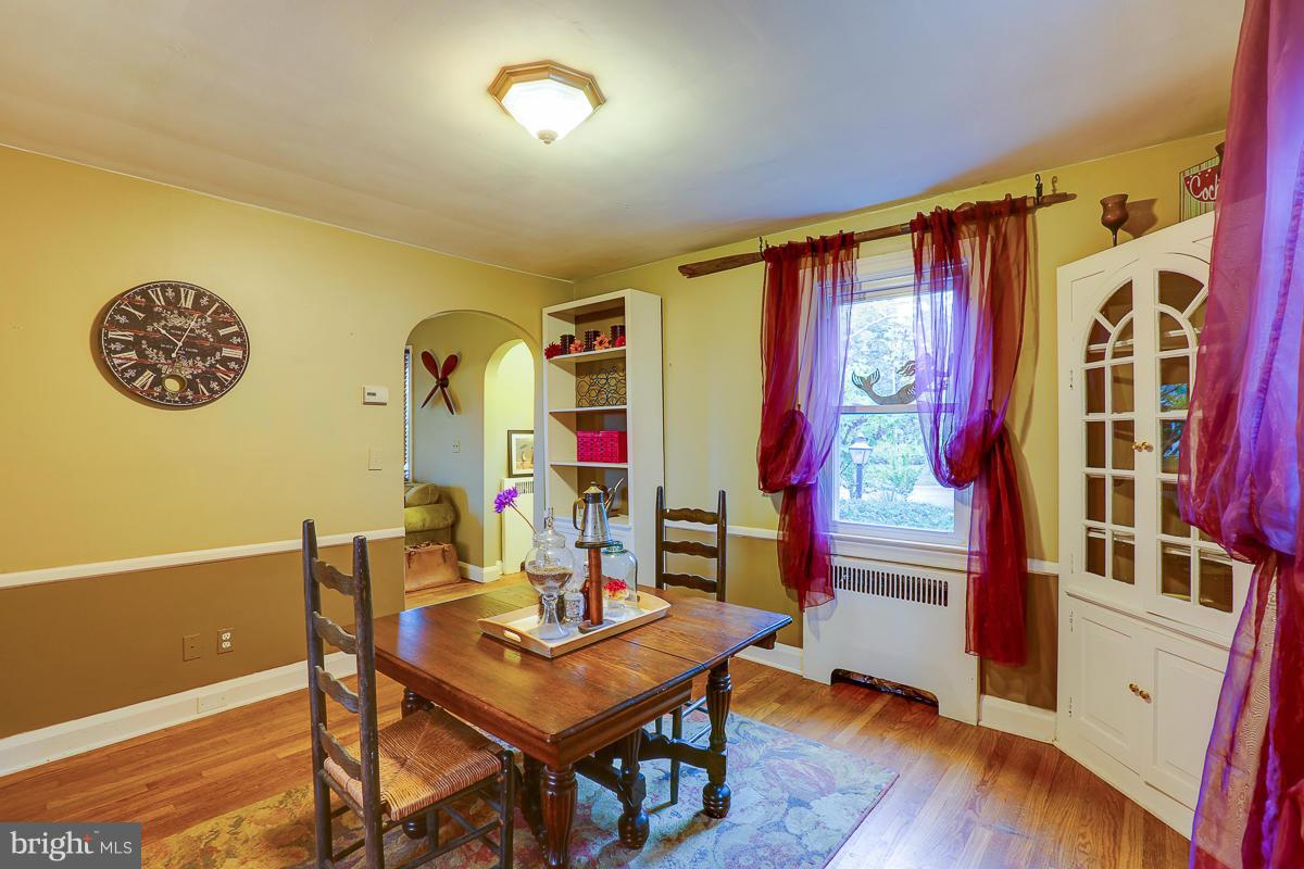 4421 Harcourt Road Baltimore, MD 21214 - Photo 12 of 30 Dining Room