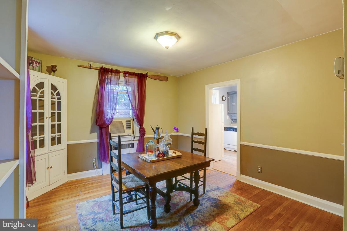 4421 Harcourt Road Baltimore, MD 21214 - Photo 14 of 30 Dining Room
