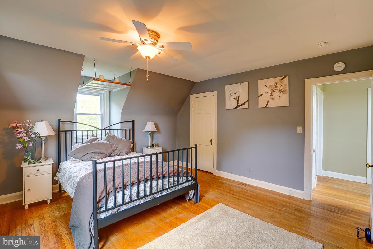 4421 Harcourt Road Baltimore, MD 21214 - Photo 17 of 30 Bedroom (Master)