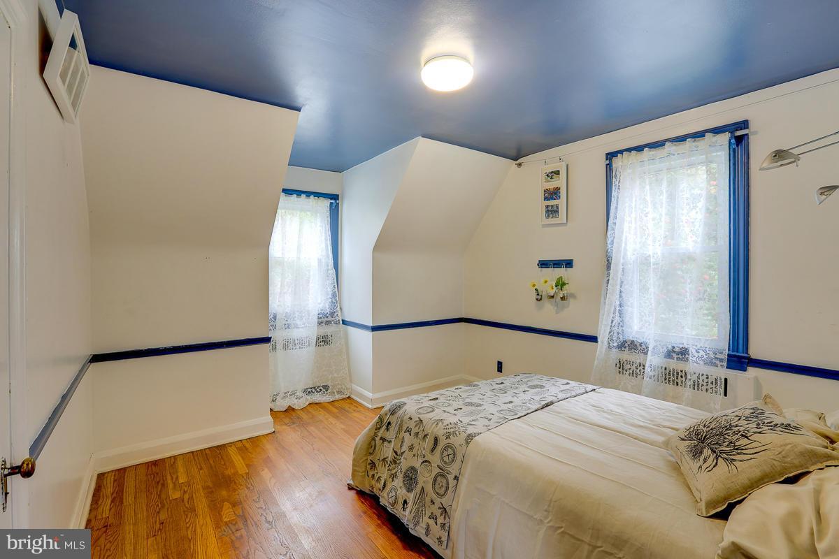 4421 Harcourt Road Baltimore, MD 21214 - Photo 21 of 30 Bedroom