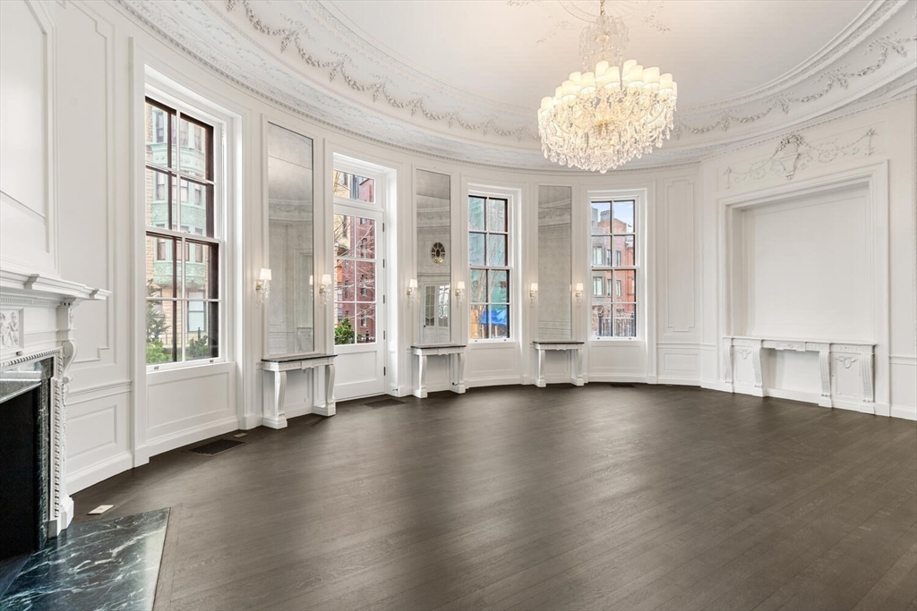 409 Commonwealth Avenue, Unit B Boston, MA 02215 - Photo 1 of 42