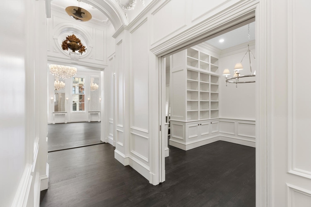 409 Commonwealth Avenue, Unit B Boston, MA 02215 - Photo 13 of 42