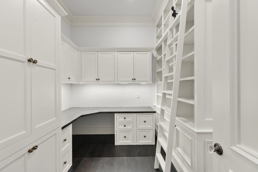 409 Commonwealth Avenue, Unit B Boston, MA 02215 - Photo 16 of 42