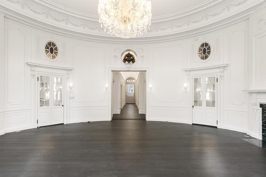 409 Commonwealth Avenue, Unit B Boston, MA 02215 - Photo 5 of 42