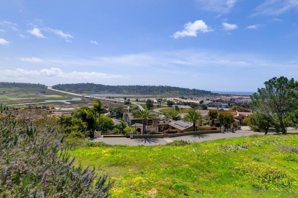 0 Jeffrey Road Del Mar, CA 92014 - Photo 7 of 15 a view of a city with lawn chairs