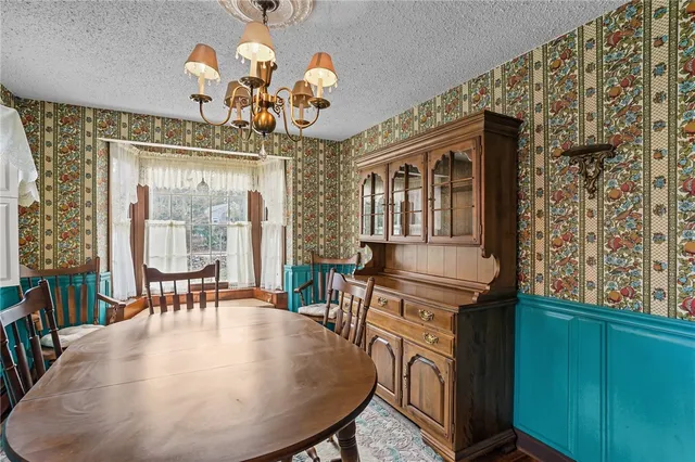 $585,000 | 118 Hopkins Avenue, Johnston, RI 02919