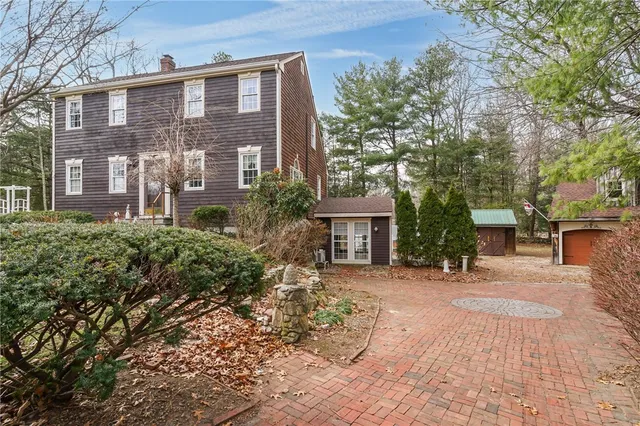 $585,000 | 118 Hopkins Avenue, Johnston, RI 02919