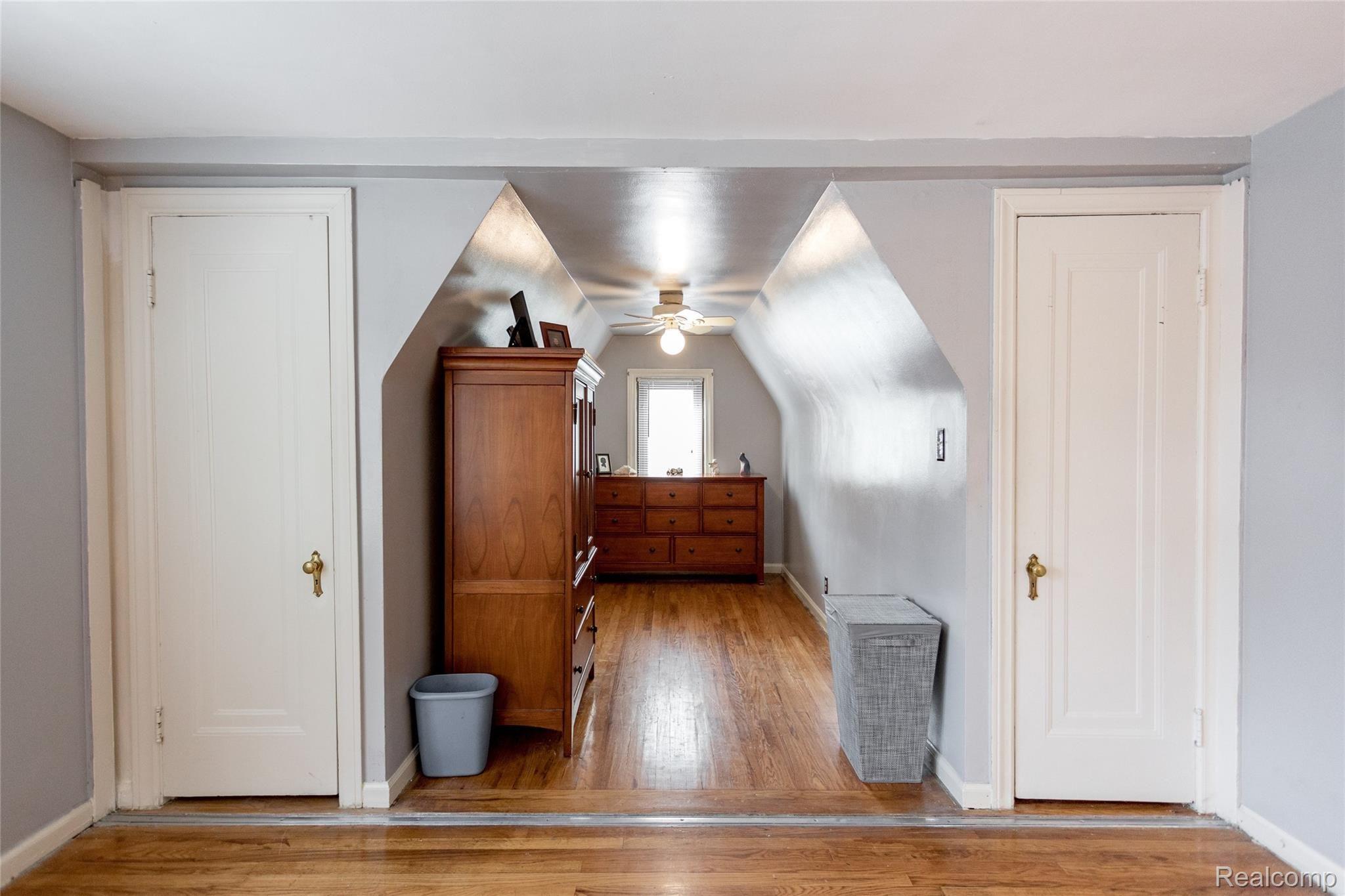 5796 Yorkshire Road Detroit, MI 48224 - Photo 14 of 21 5796Yorkshire-131.jpg