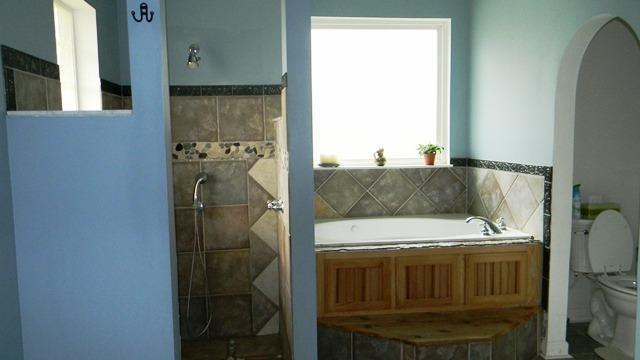 6348 North Lamar Road Mount Juliet, TN 37122 - Photo 10 of 16 Luxurious master bathroom features garden spa tub, separate shower, and arched doorway leading to throne room!