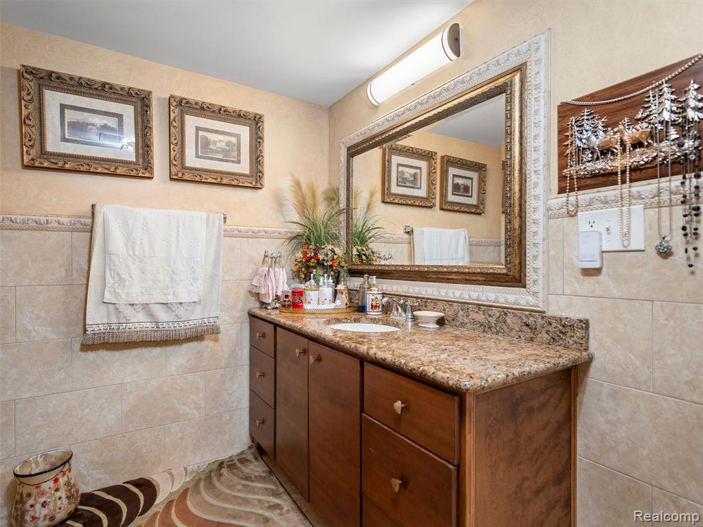 55589 Raspberry Drive Macomb, MI 48042 - Photo 38 of 40 Gallery Image 38