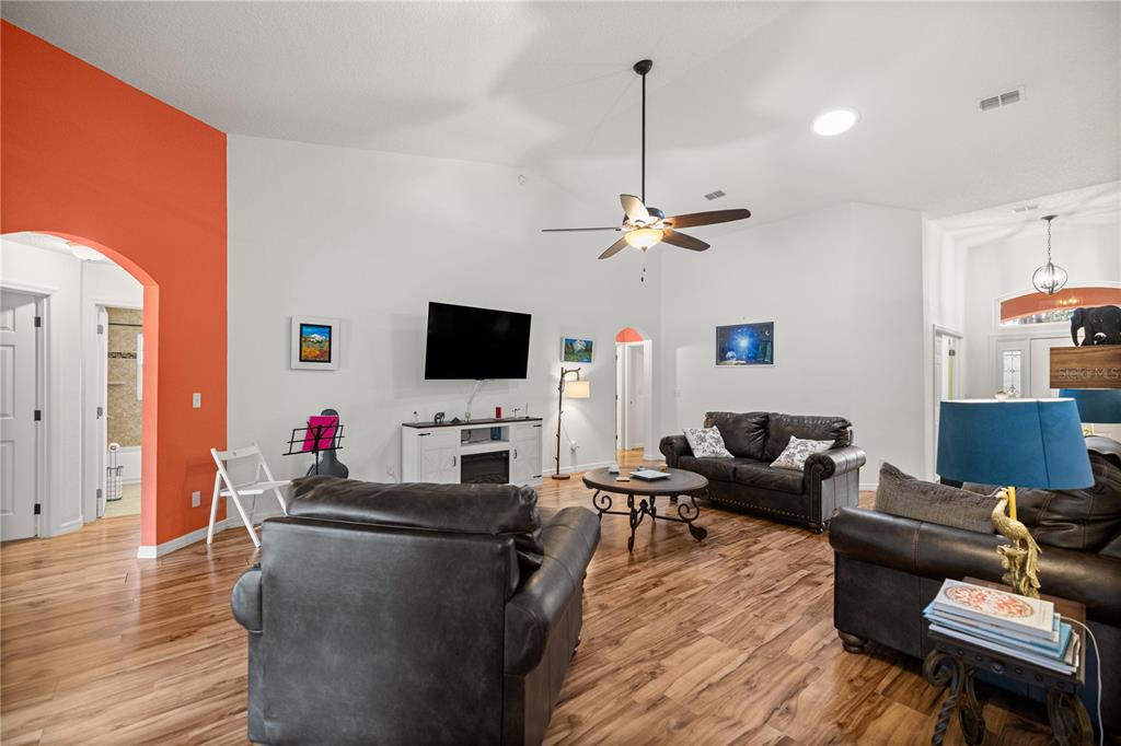 8490 Southeast 110th Street Road Belleview, FL 34420 - Photo 12 of 62